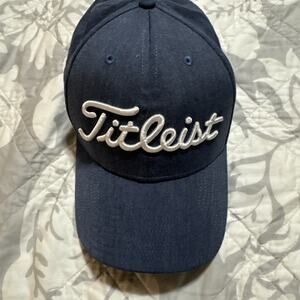 Titleist Pro V1 Hat L-xl